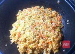 什锦炒饭的做法图解7