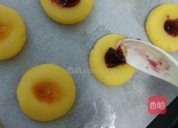 奶香果酱酥饼的做法图解6