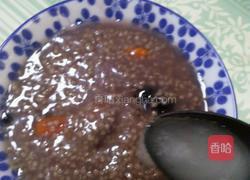 桑葚枸杞红枣小米粥的做法图解3