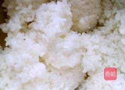 香肠炒饭的做法图解2
