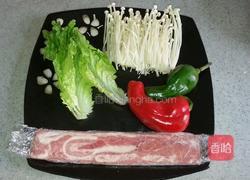 彩椒金针菇培根卷的做法图解1