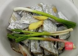 干炸带鱼的做法图解1