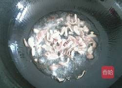 快手菜（肉炒粉条）的做法图解3