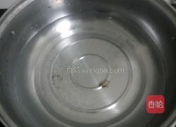 草莓葡萄干布丁的做法图解2