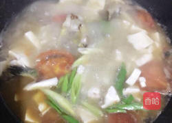 豆腐西红柿鱼汤的做法图解5