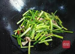 蒜苗炒肉丝的做法图解7