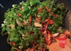 青椒炒肉丝的做法图解7
