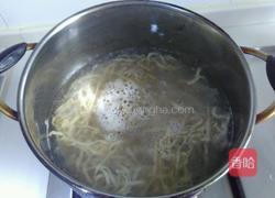 彩蔬拌面的做法图解4