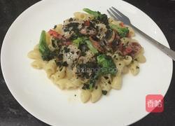 奶香意粉的做法图解12