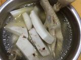 椰子鸡爪汤