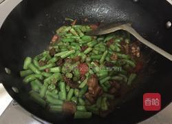 豆角焖面的做法图解2