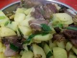 腊肉炒土豆