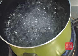 溏心水波蛋的做法图解2