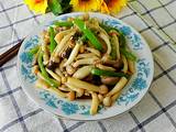 尖椒蚝油炒双菇