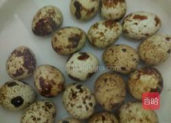 漂亮的鹌鹑蛋的做法图解1