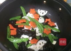 荷塘小炒的做法图解6
