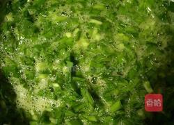 韭菜鸡蛋饼的做法图解3