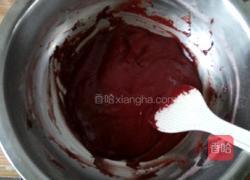 红丝绒蛋糕卷的做法图解1