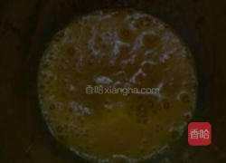 奥利奥戚风蛋糕（戚风蛋糕&奥利奥完美结合）的做法图解2