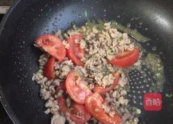 肉沫蚕豆鲜香蝴蝶面的做法图解5