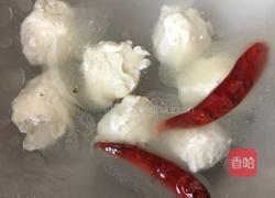 鱼丸干豆腐丝鲜汤的做法图解3