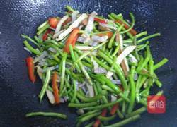 芦蒿香干炒咸肉丝的做法图解6