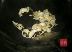 芹菜炒豆干的做法图解4