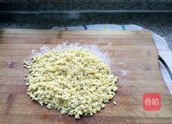 老面韭菜猪肉馅包子的做法图解4