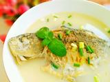 鲫鱼豆腐汤