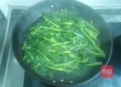 蒜蓉菜苔的做法图解1
