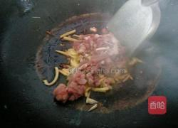猪肉炖粉条的做法图解5