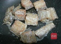红烧带鱼的做法图解3