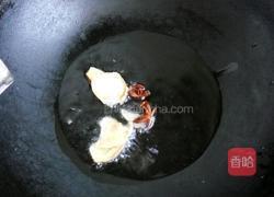 炖胖条鱼的做法图解3