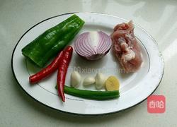 二蔬小炒肉丁的做法图解1
