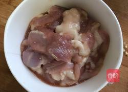 葱爆羊肉的做法图解1