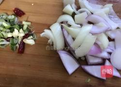 葱爆羊肉的做法图解2