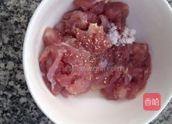 正宗皮蛋瘦肉粥的做法图解3
