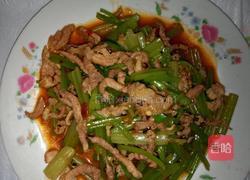 芹菜肉丝的做法图解7