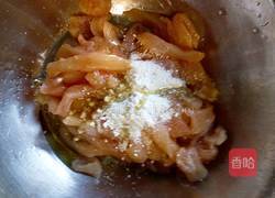 鸡丝豆角焖面的做法图解2