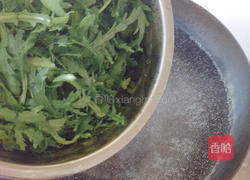 凉拌茼蒿叶的做法图解4