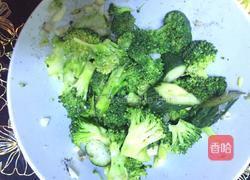 凉拌西兰花的做法图解4