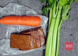 芹菜炒香干的做法图解1