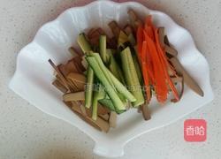 凉拌鸡蛋干的做法图解2
