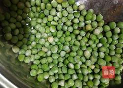 豌豆肉末的做法图解1