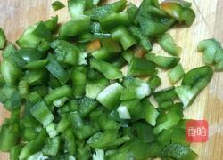 甜椒蛋炒饭的做法图解1