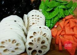 荷塘小炒的做法图解2
