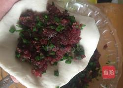 牛肉韭菜薄饼的做法图解3