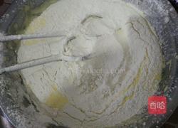 蛋黄小饼干的做法图解3