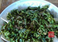香椿芽拌豆腐的做法图解5