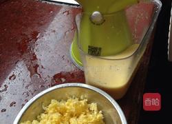 玉米饼的做法图解1
